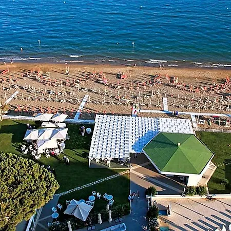Torre Del Sole Szálloda Terracina