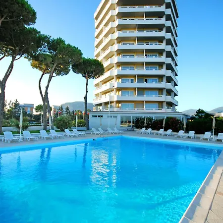 Szálloda Torre Del Sole Terracina